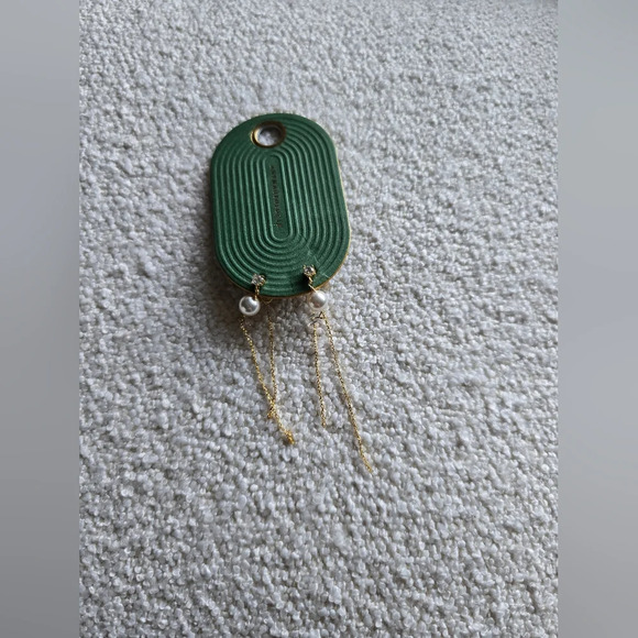 Anthropologie, Pearl and Crystal Chain Drop Earrings - NWT! - Picture 7 of 8